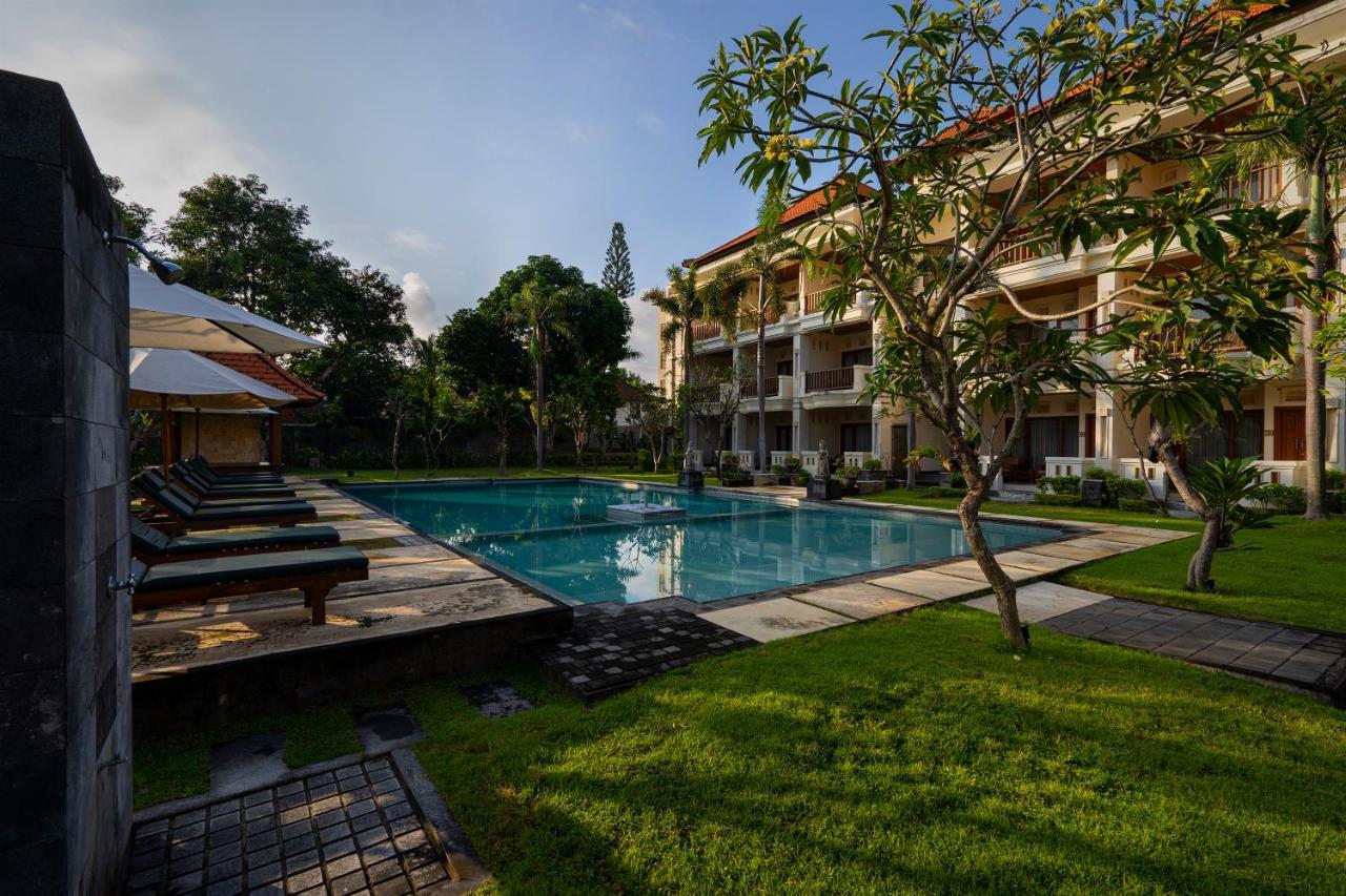 Kusuma Resort Seminyak Екстер'єр фото