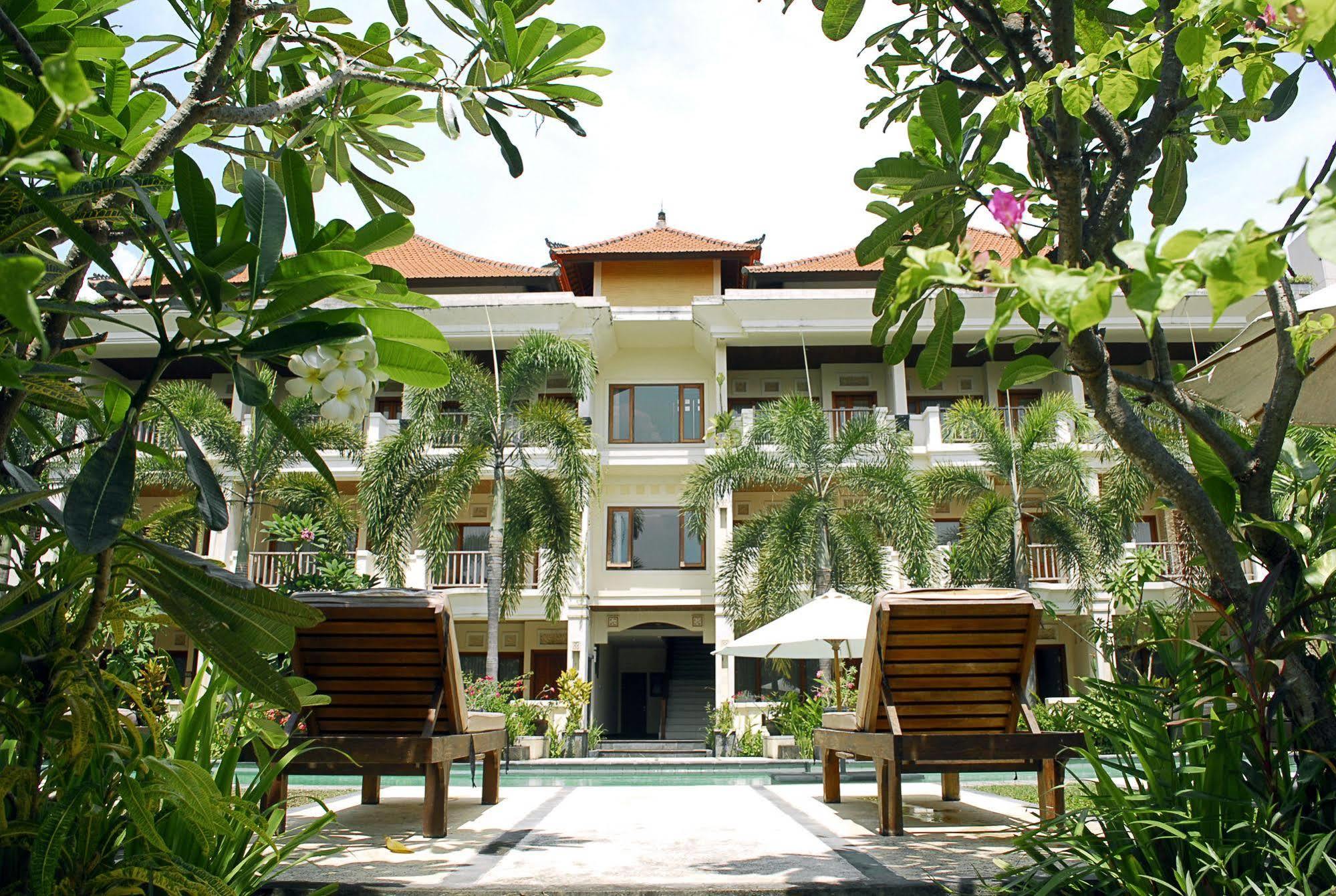 Kusuma Resort Seminyak Екстер'єр фото